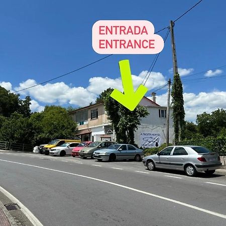 A Troita Hostel Only Pilgrims Solo Peregrinos Tui Extérieur photo